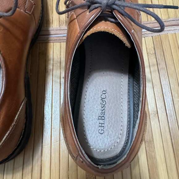 GH Bass&Co Leather Lace Up Oxfords - Picture 5 of 11